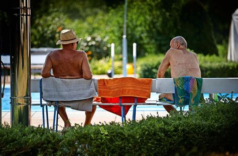 fkk paare nackt|FOTOGRAFIE IN DER FREIKÖRPERKULTUR .